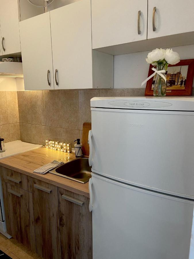Bar Center Studio Apartment Bagian luar foto